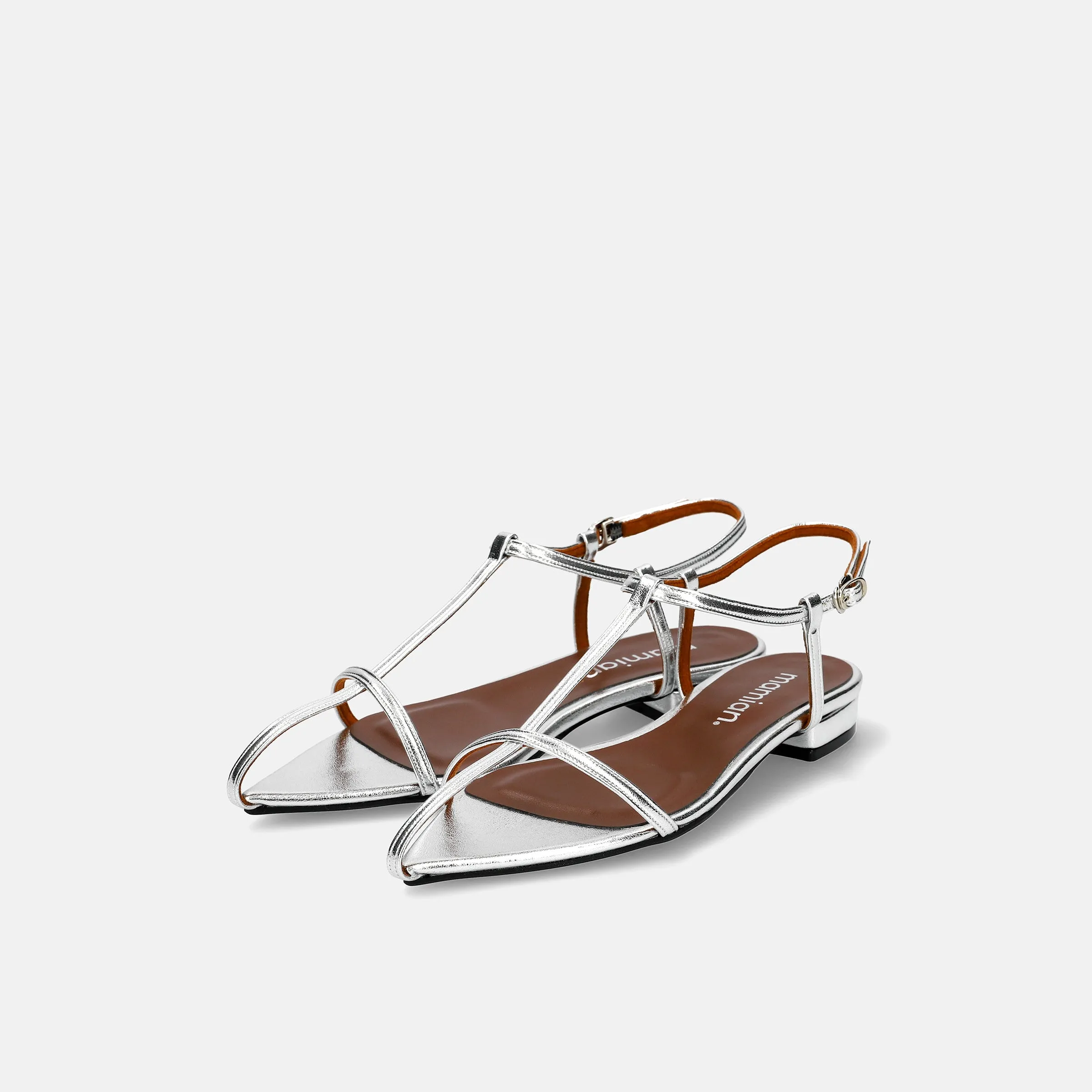 15% OFF: 2024SS: T-strap pointed flat sandals (m17001) Silver
