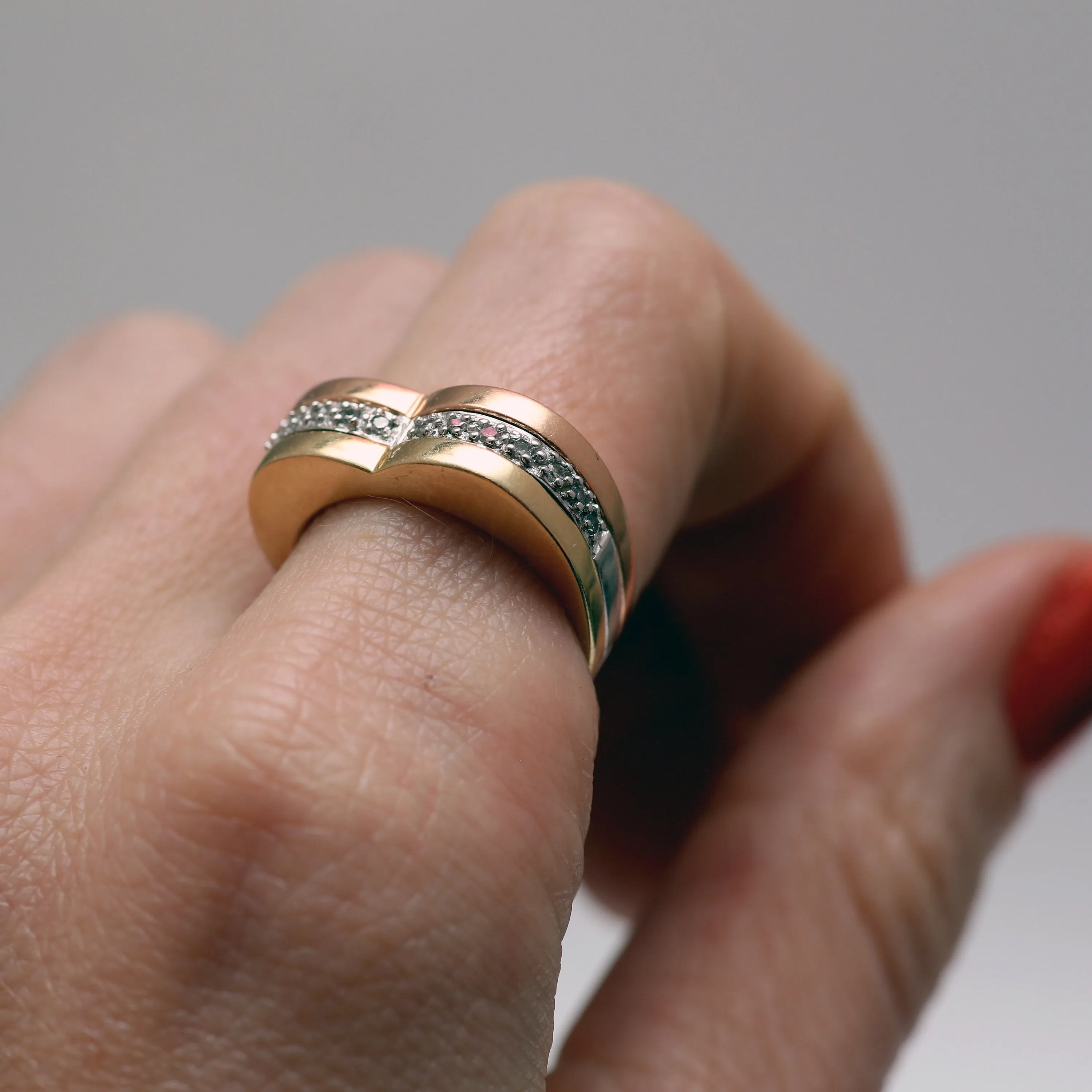 18k Tri-Color Hinged Heart Ring