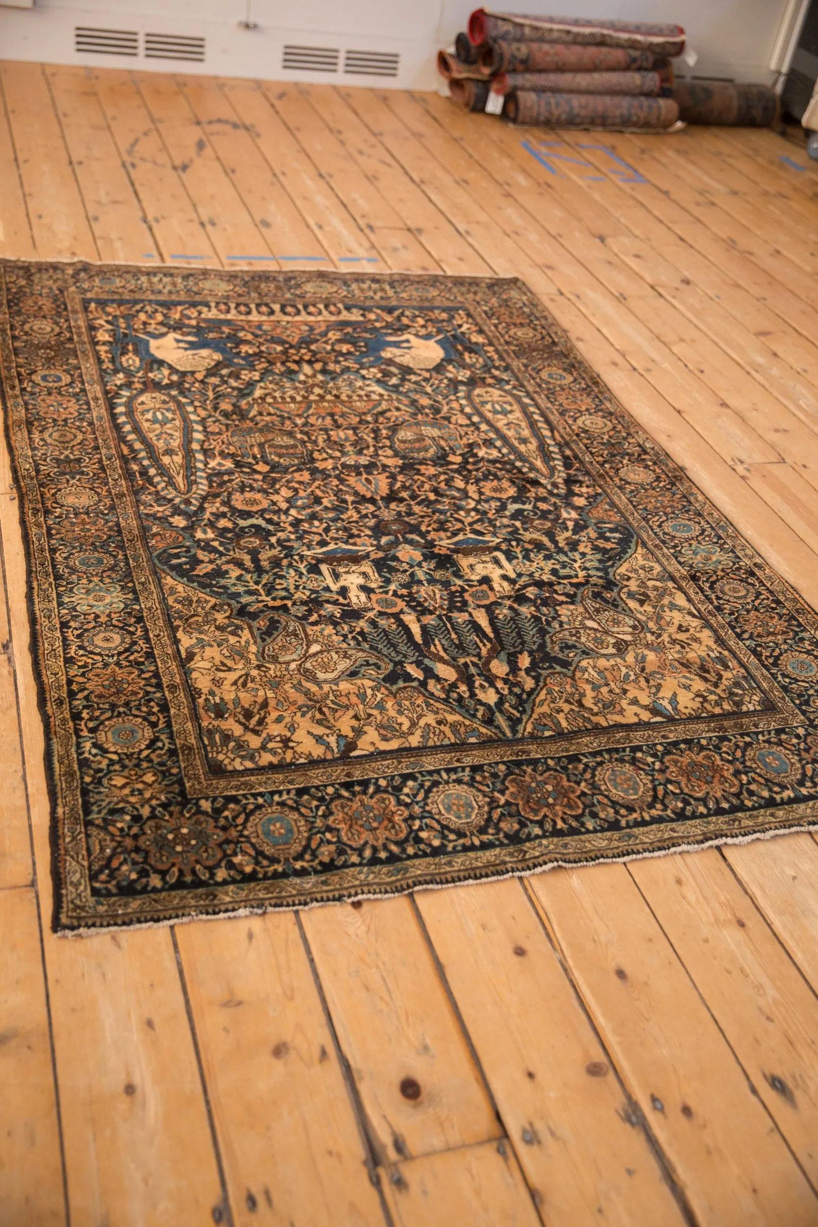 4x6 Antique Pictorial Farahan Sarouk Rug