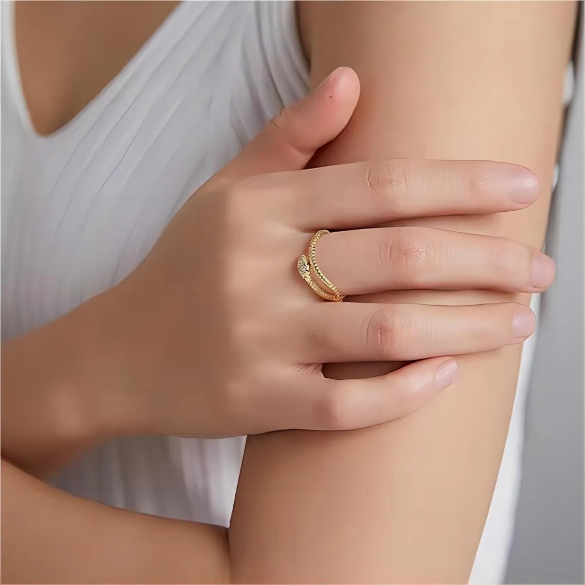 Chic CZ Inlaid Adjustable Snake Ring