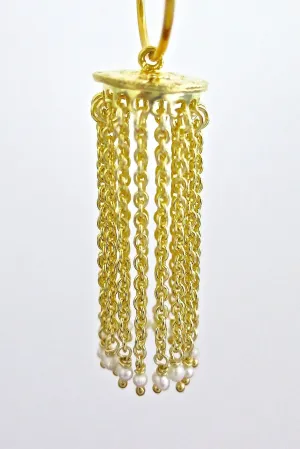 Chic, gold-plated, cascading chains Jhumka bottoms