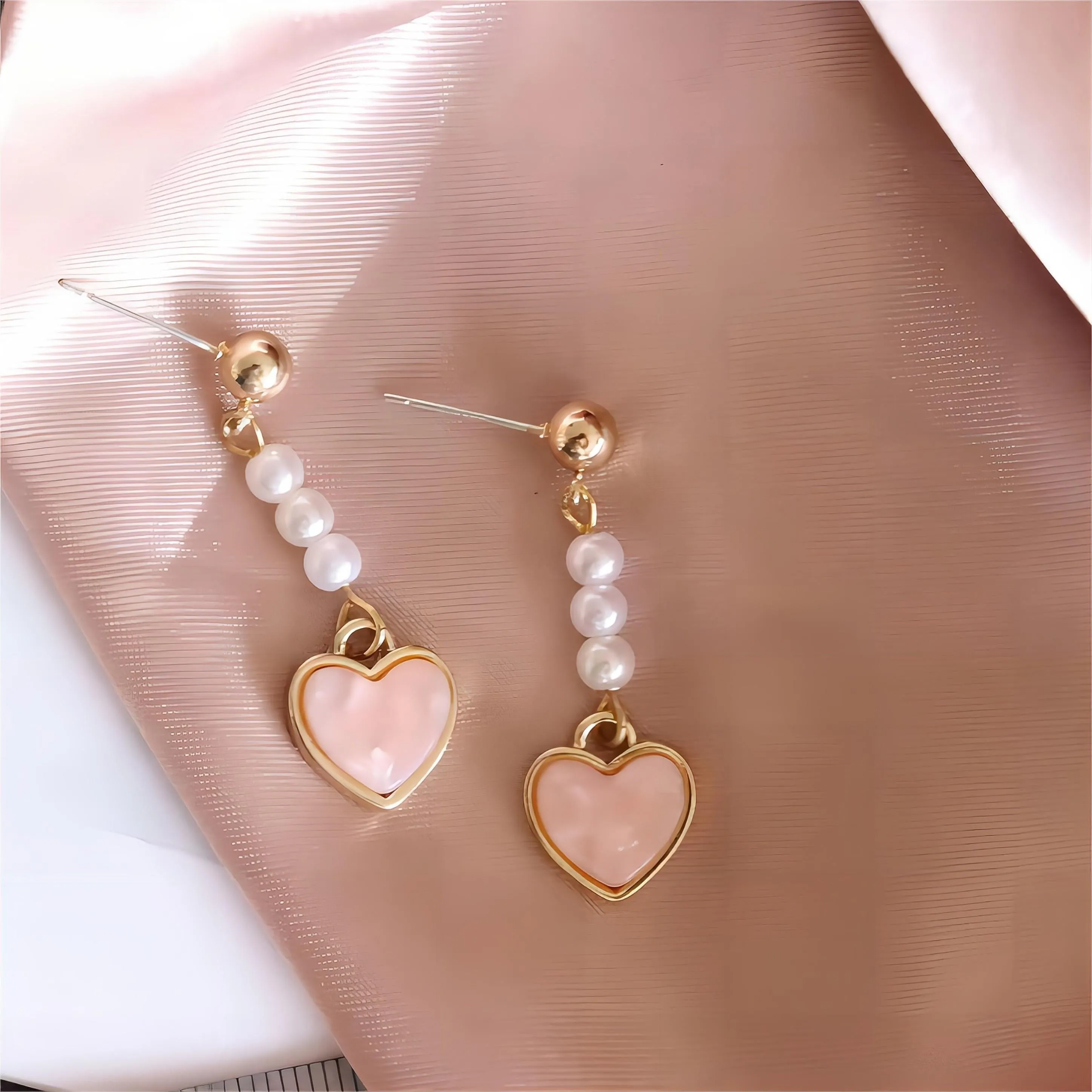 Chic Pearl Heart Dangle Earrings