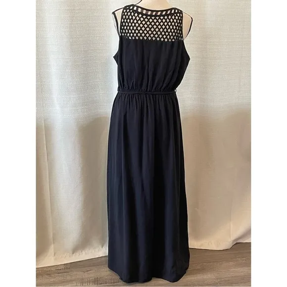 City Chic Crochet Detail MaxiDress Black Sleeveless Sz XS/14.