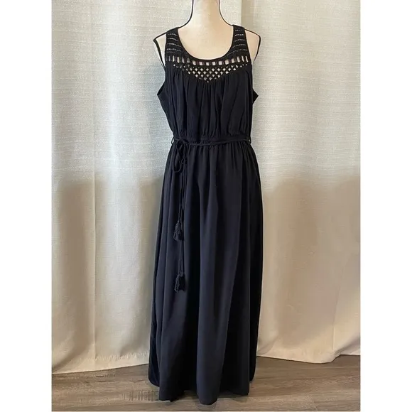 City Chic Crochet Detail MaxiDress Black Sleeveless Sz XS/14.