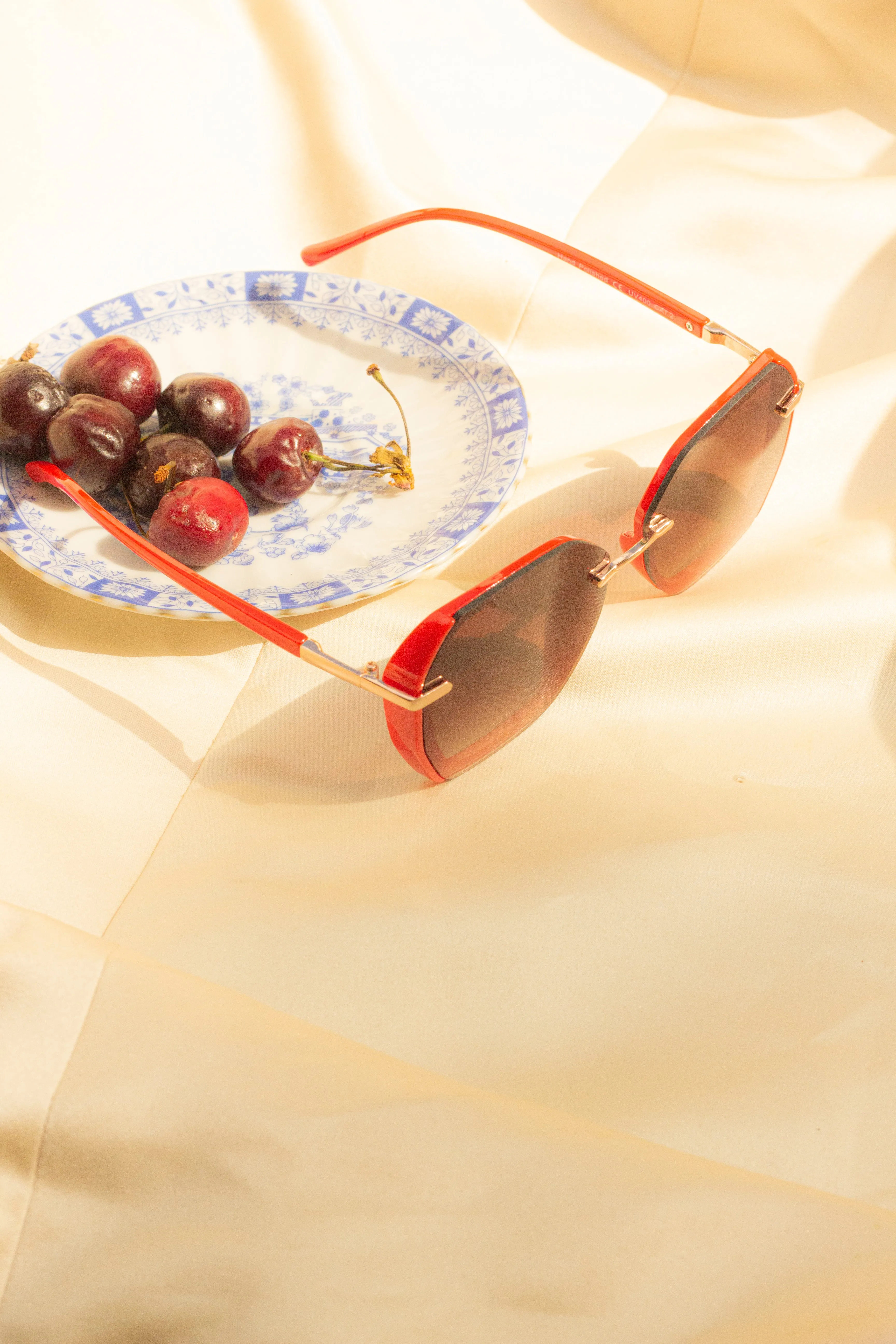 Hexagonal Front Lens Sunglasses