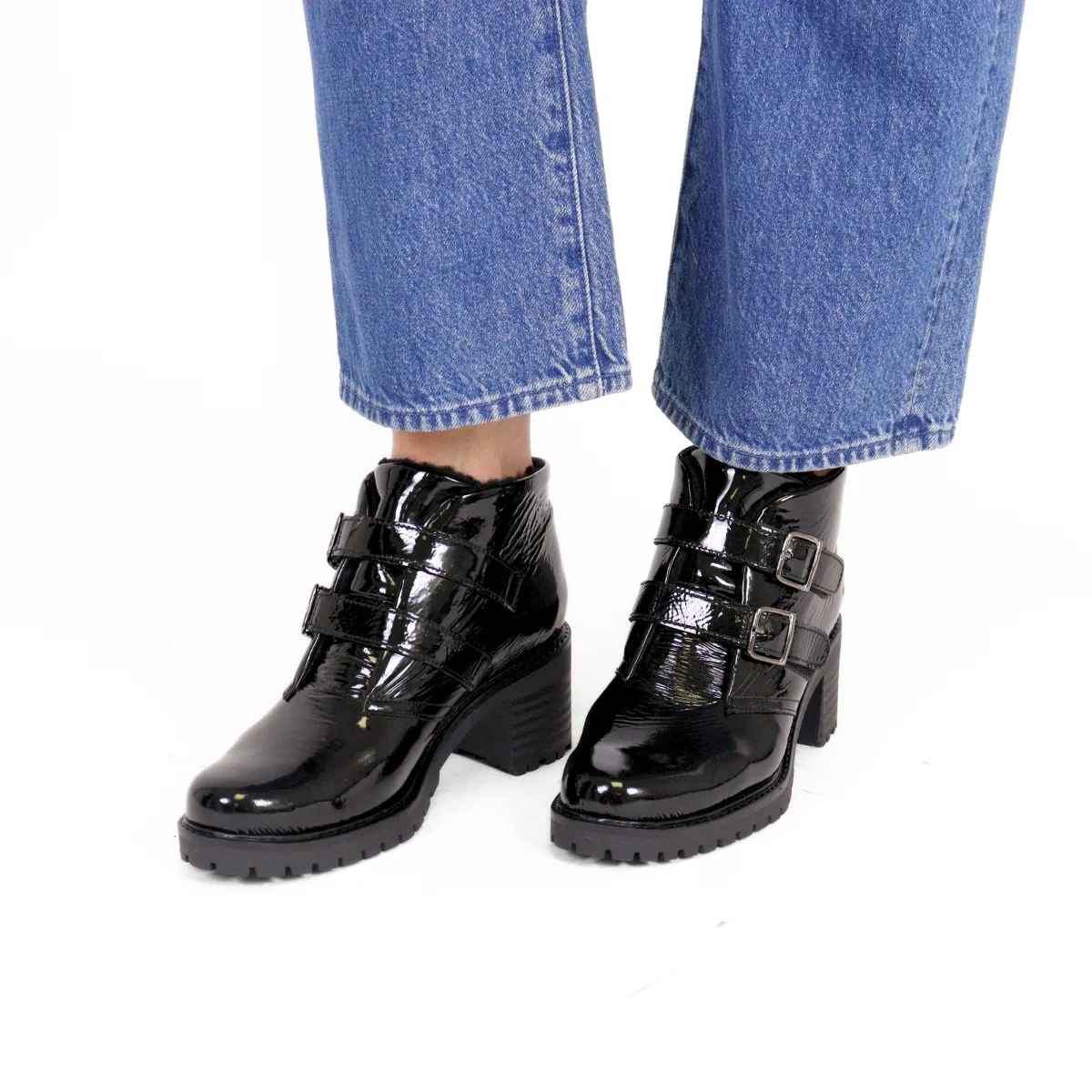 Issey Black