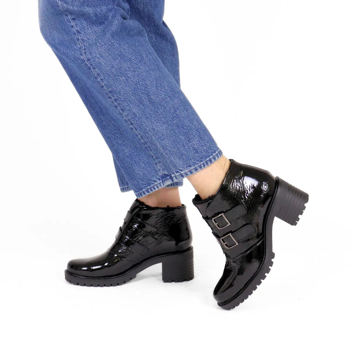 Issey Black