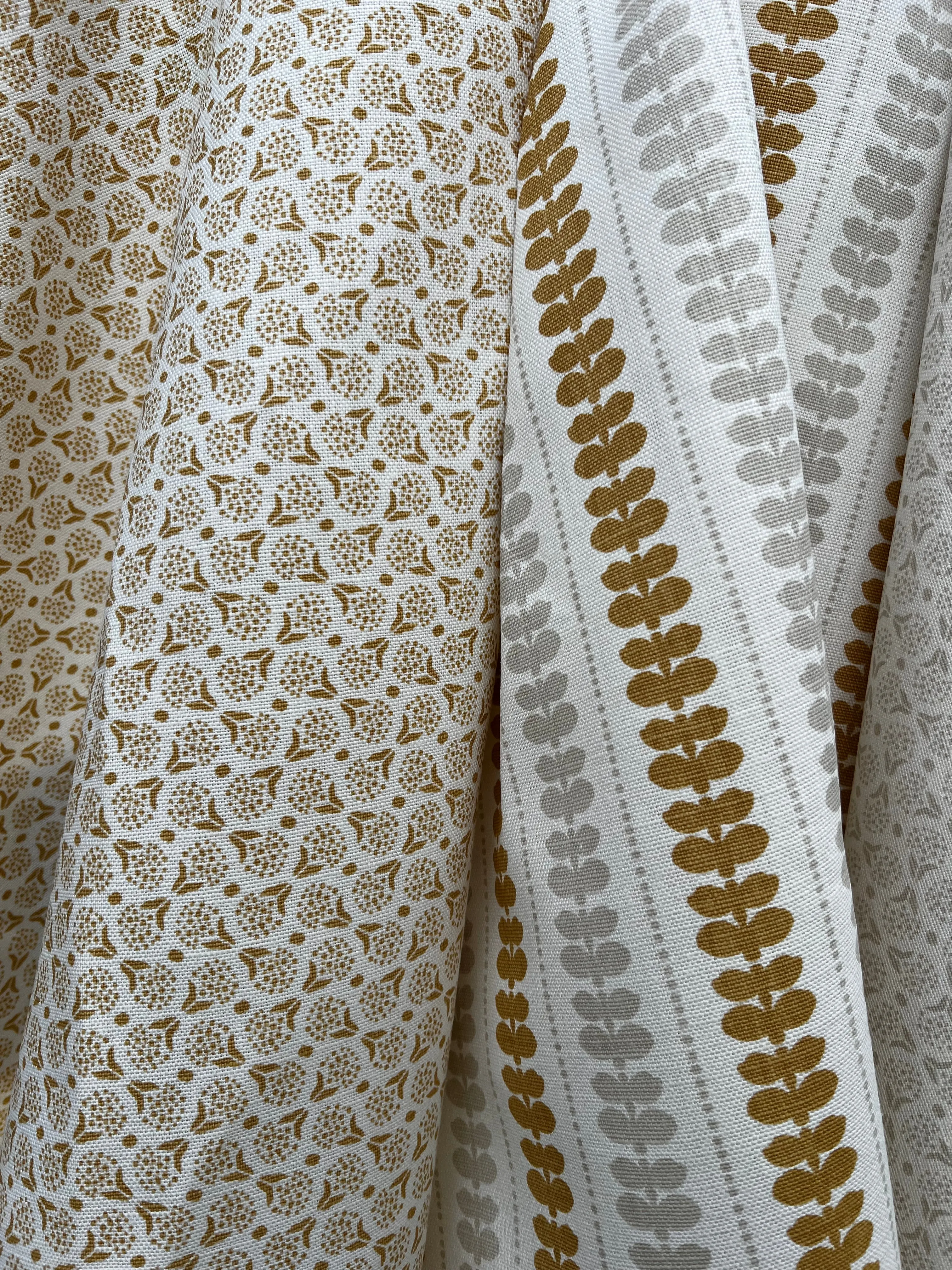 Izzy Wheat on Oyster Fabric