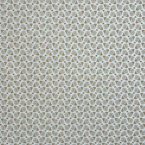 Izzy Wheat on Oyster Fabric