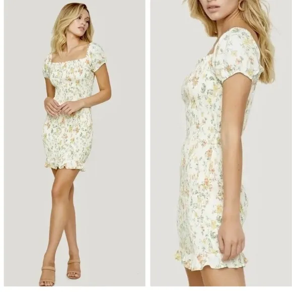 Lost   Wander Big Escape Floral Minidress Smocked Short Puff Sleeve