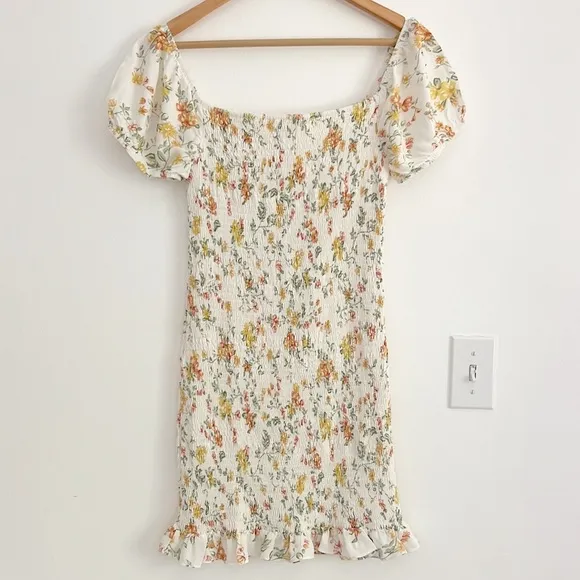 Lost   Wander Big Escape Floral Minidress Smocked Short Puff Sleeve