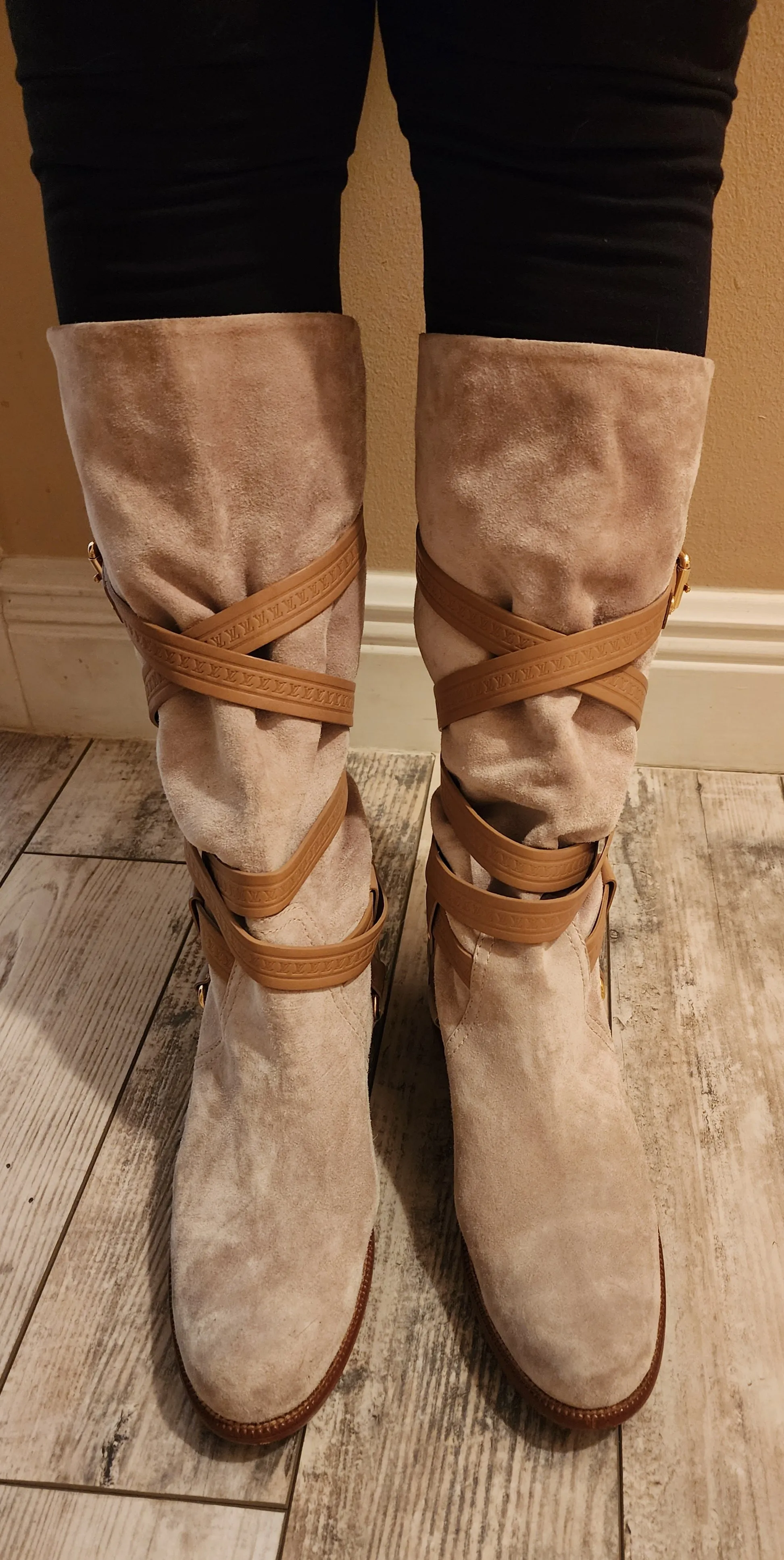 LOUIS VUITTON BEIGE SUEDE CRISS CROSS BUCKLE BOOTS - 39