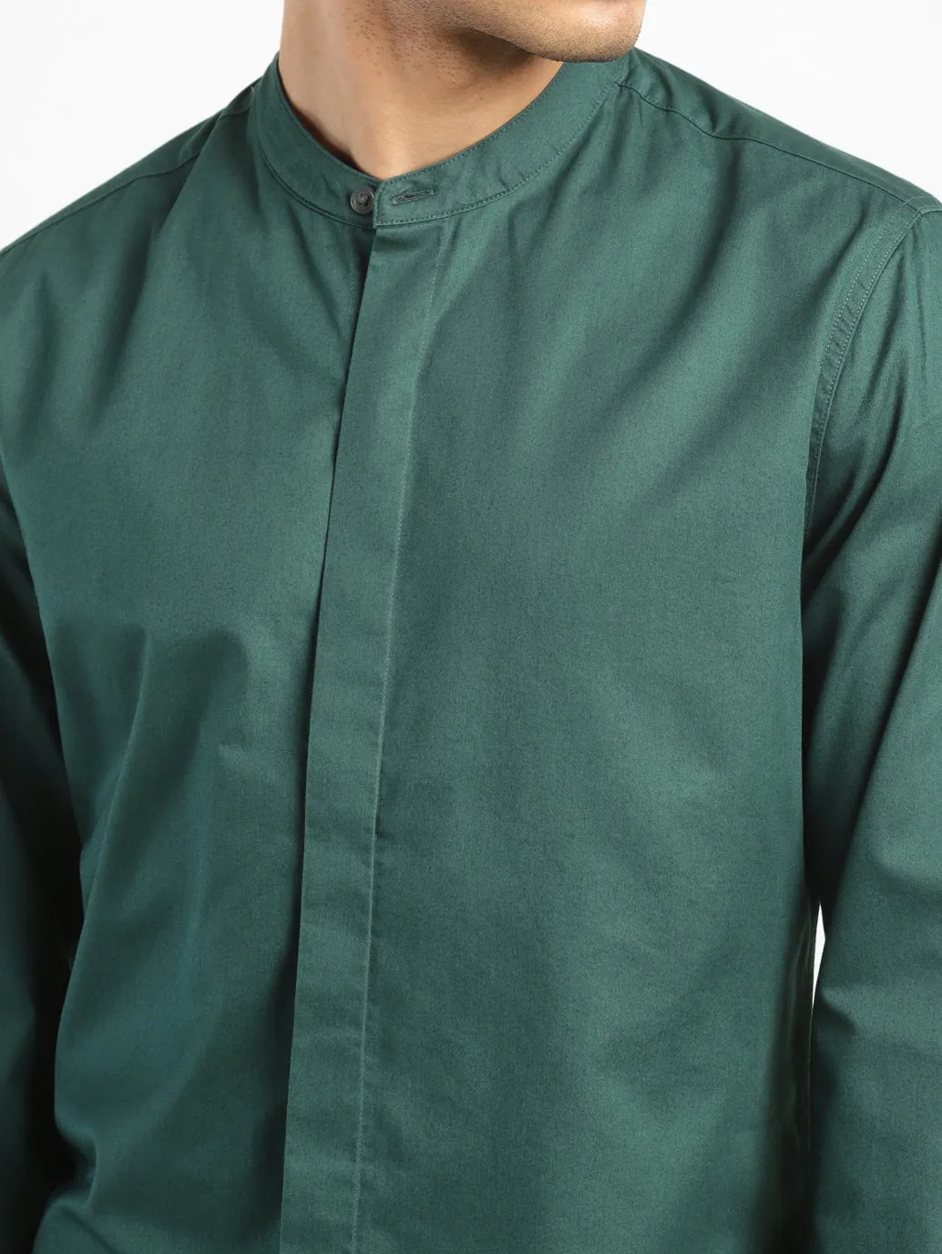 Men's Solid Slim Fit Shirt