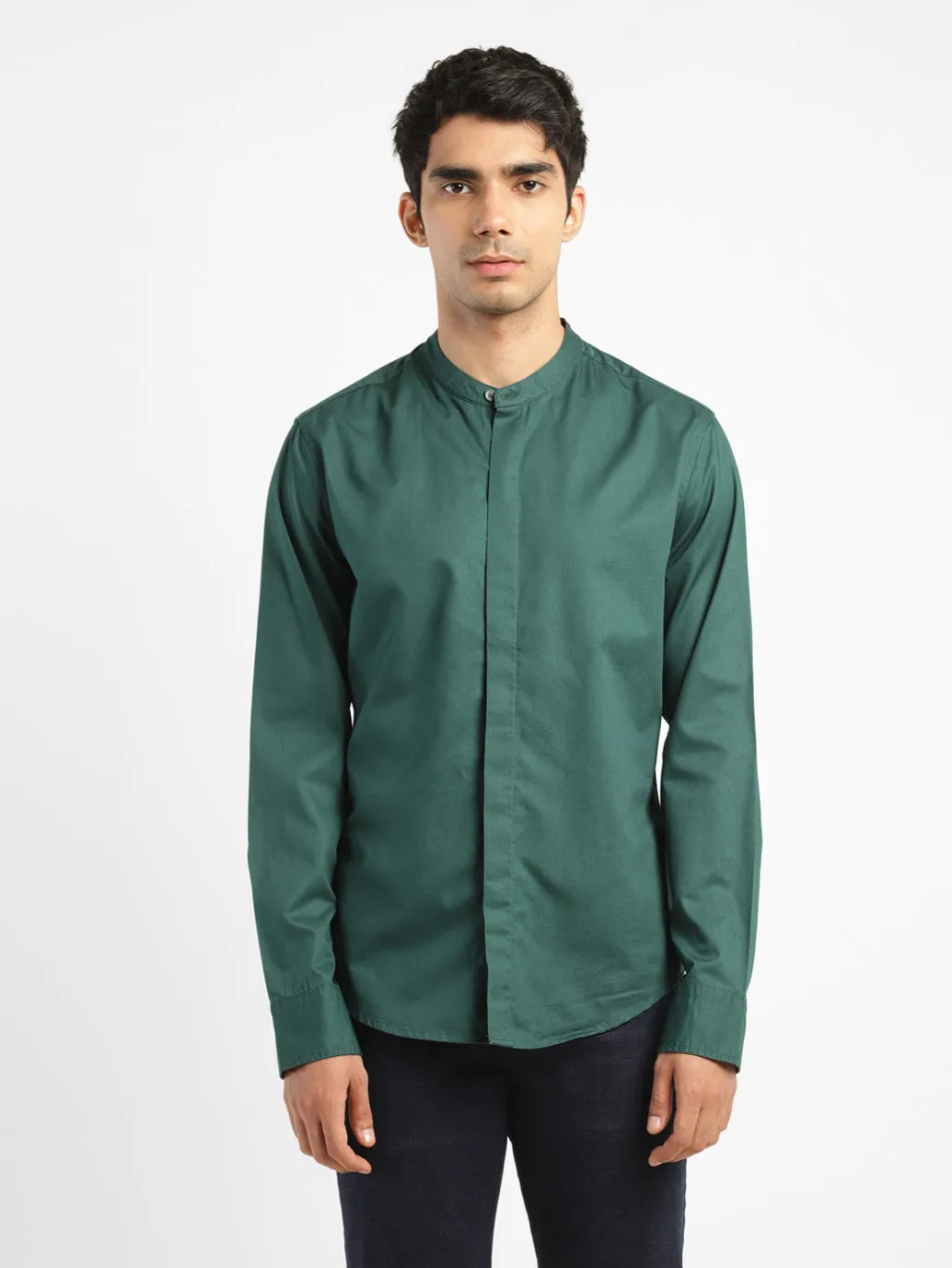 Men's Solid Slim Fit Shirt