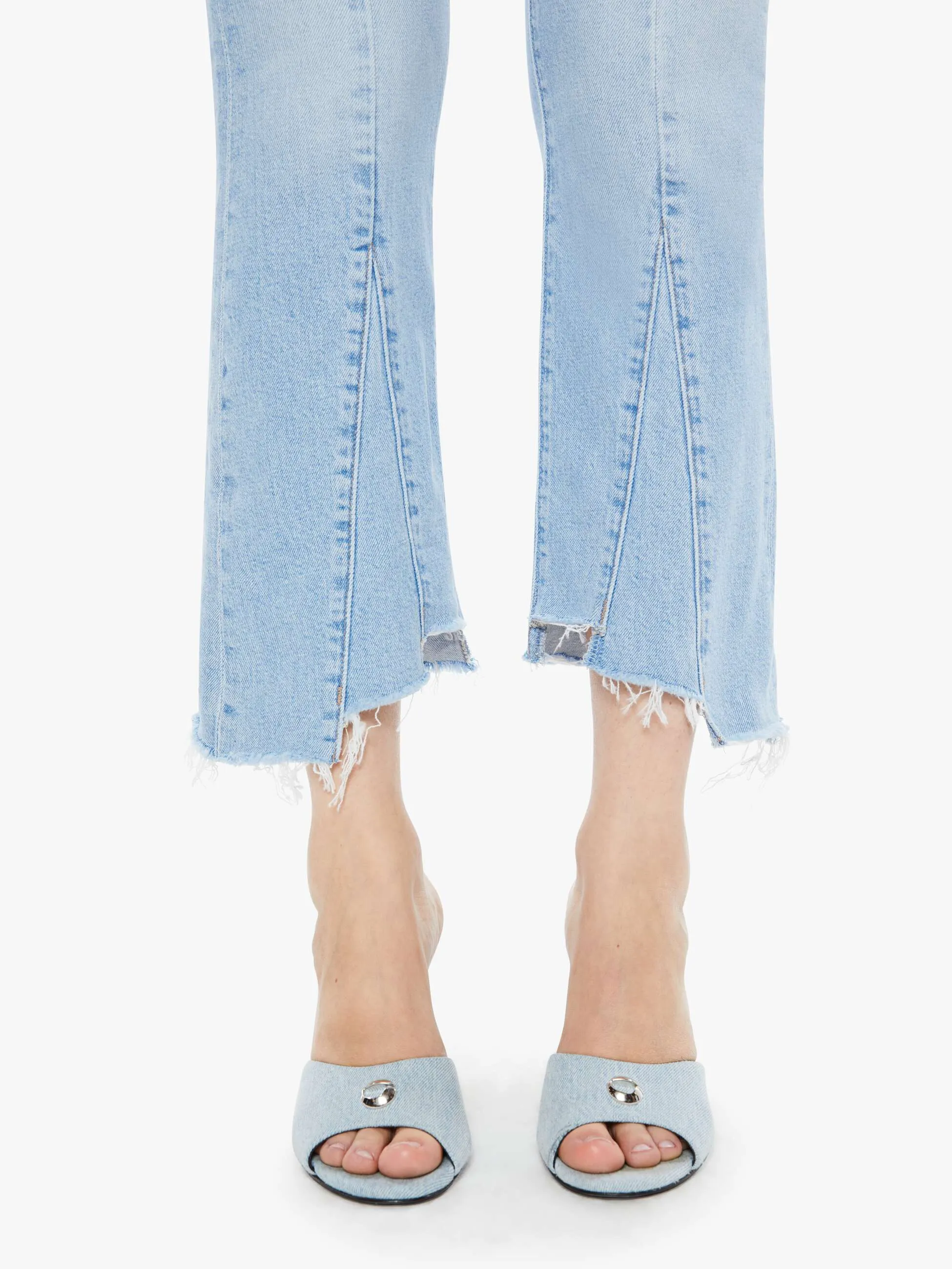 MOTHER DENIM INSIDER CROP POINTY FRAY