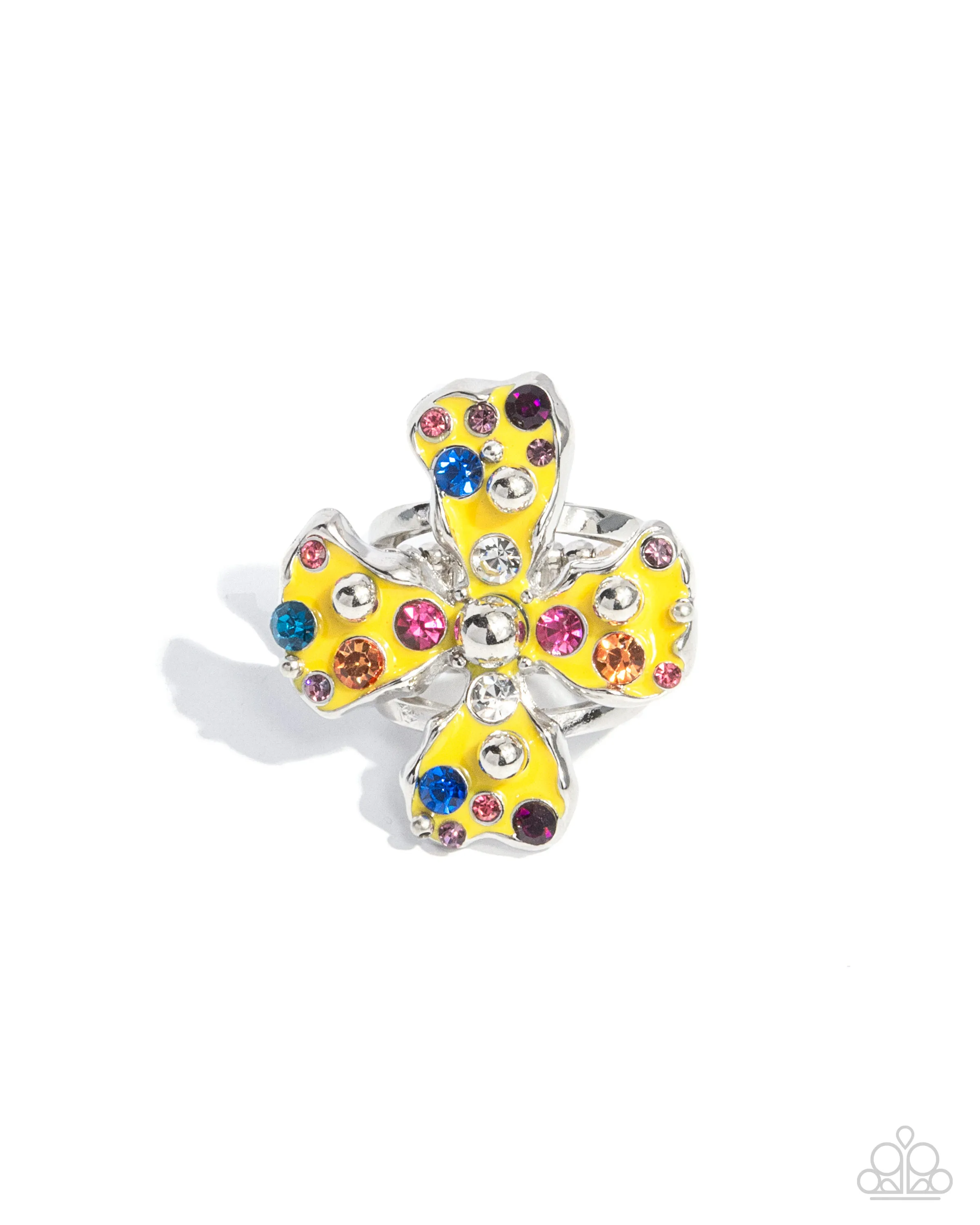 Paparazzi Chic Confession - Yellow Ring