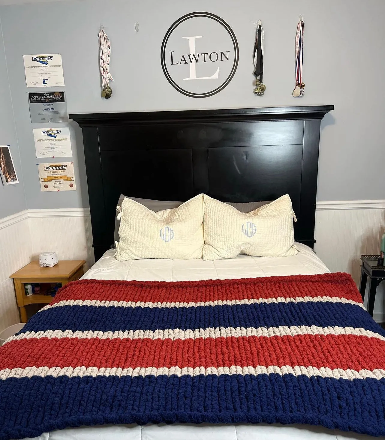 Presbyterian College Cozy Throw