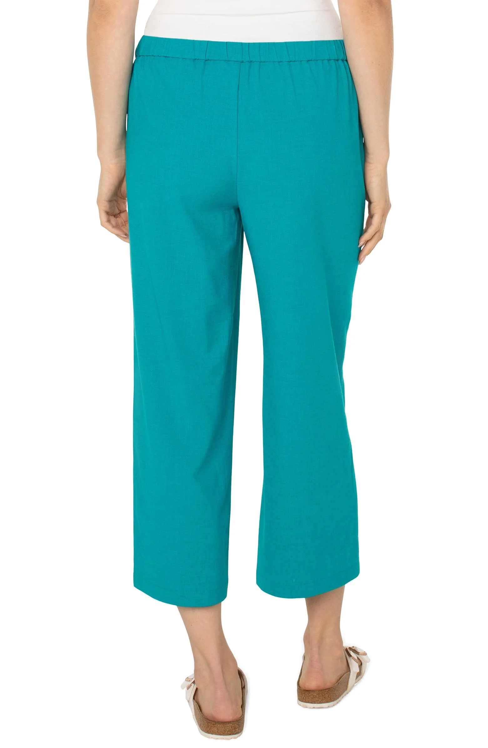Pull-On Wide Leg Crop Pants