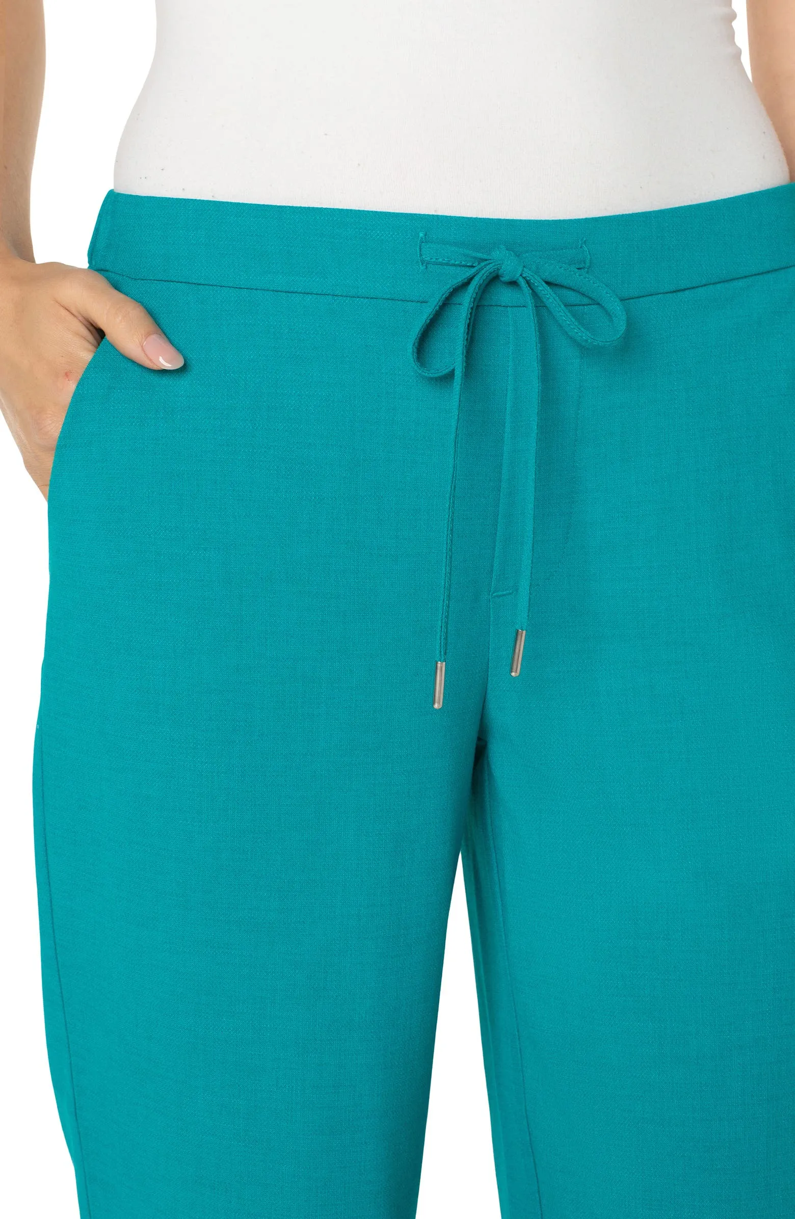 Pull-On Wide Leg Crop Pants