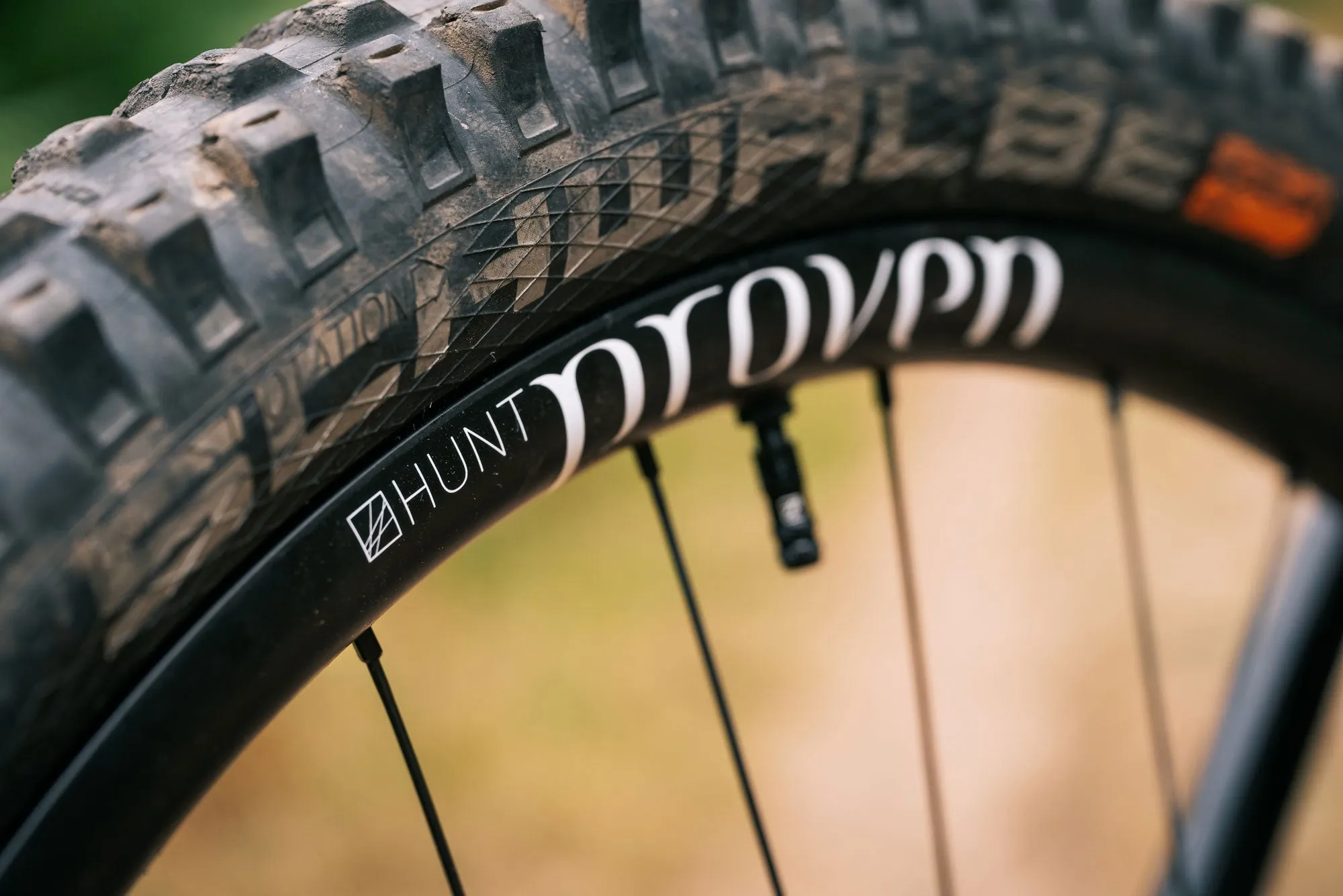 RE:NEW HUNT Proven Carbon Race Enduro 29 Wheelset