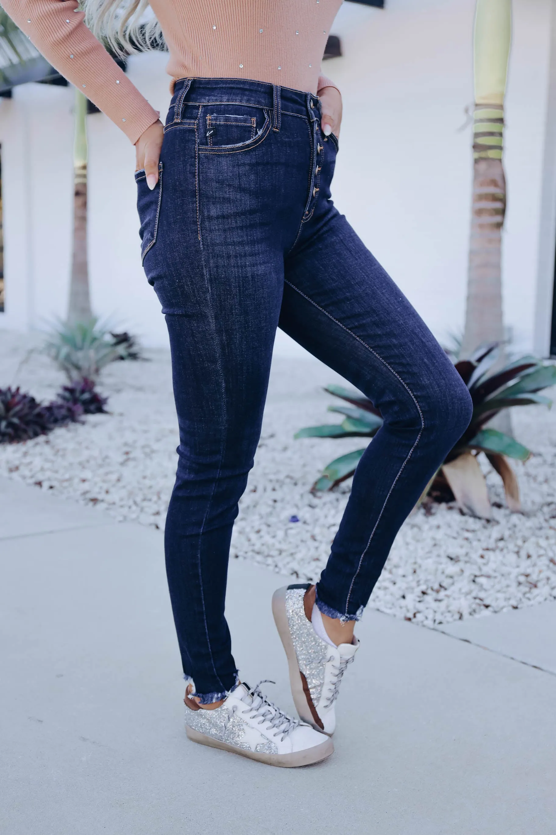 Savvy Frayed Hem Skinny Jeans - Dark