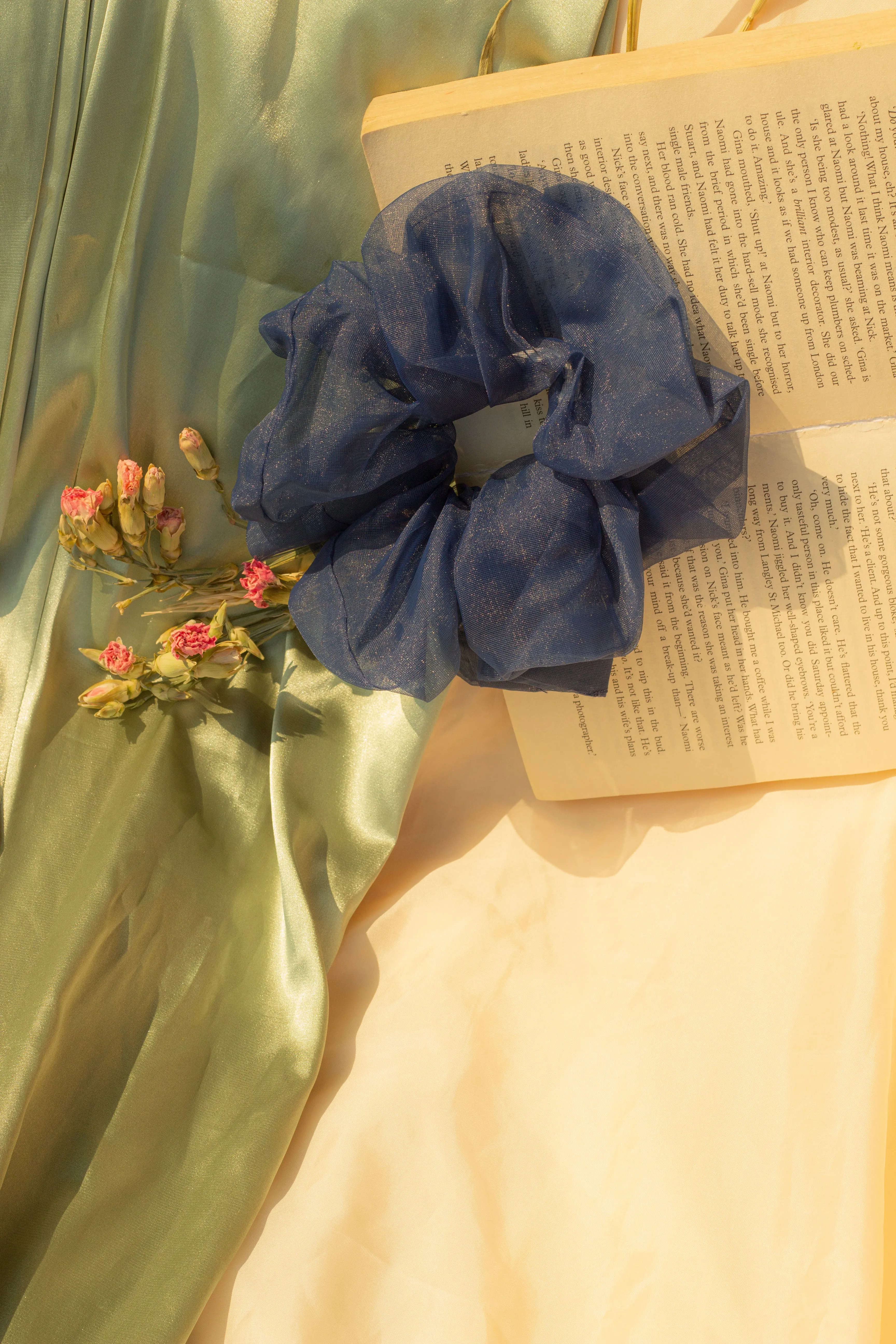 Tulle Voluminous Scrunchie