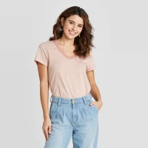 Universal Thread Women's Striped Short Sleeve V-Neck T-Shirt 78265232