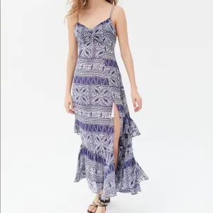 URBAN OUTFITTERS Chiffon Midi Dress