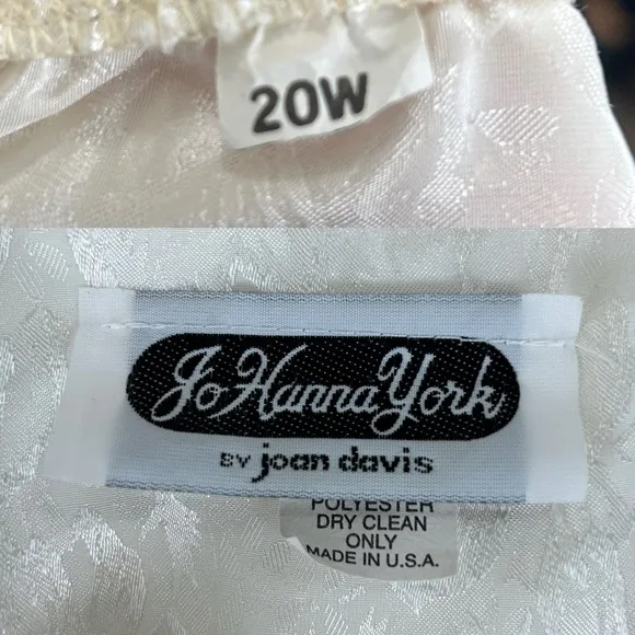 Vintage Jo Hanna York White Floral Satin 3-Piece Skirt Set