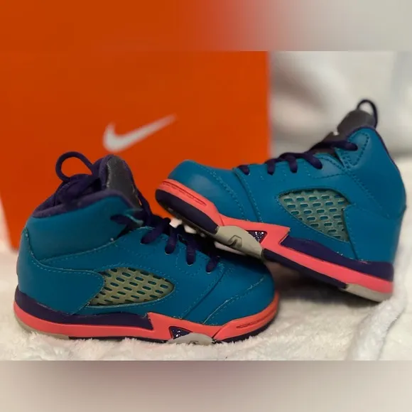 Vintage Kids Nike™ Air Jordan 5 V Retro (TD) Tropical Teal White Digital Pink