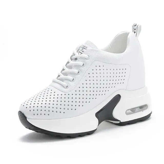 Women's Black White Sneakers Pumps Soft Leather Shoes