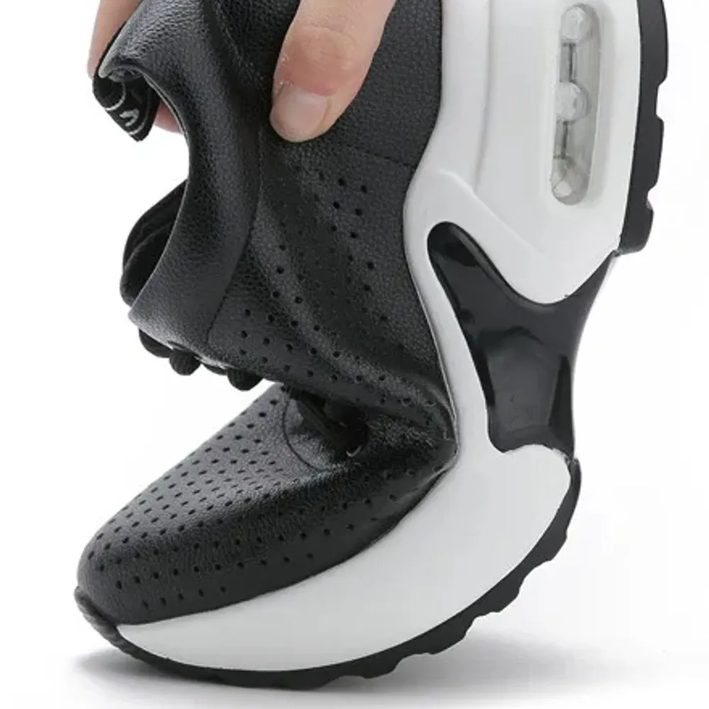 Women's Black White Sneakers Pumps Soft Leather Shoes