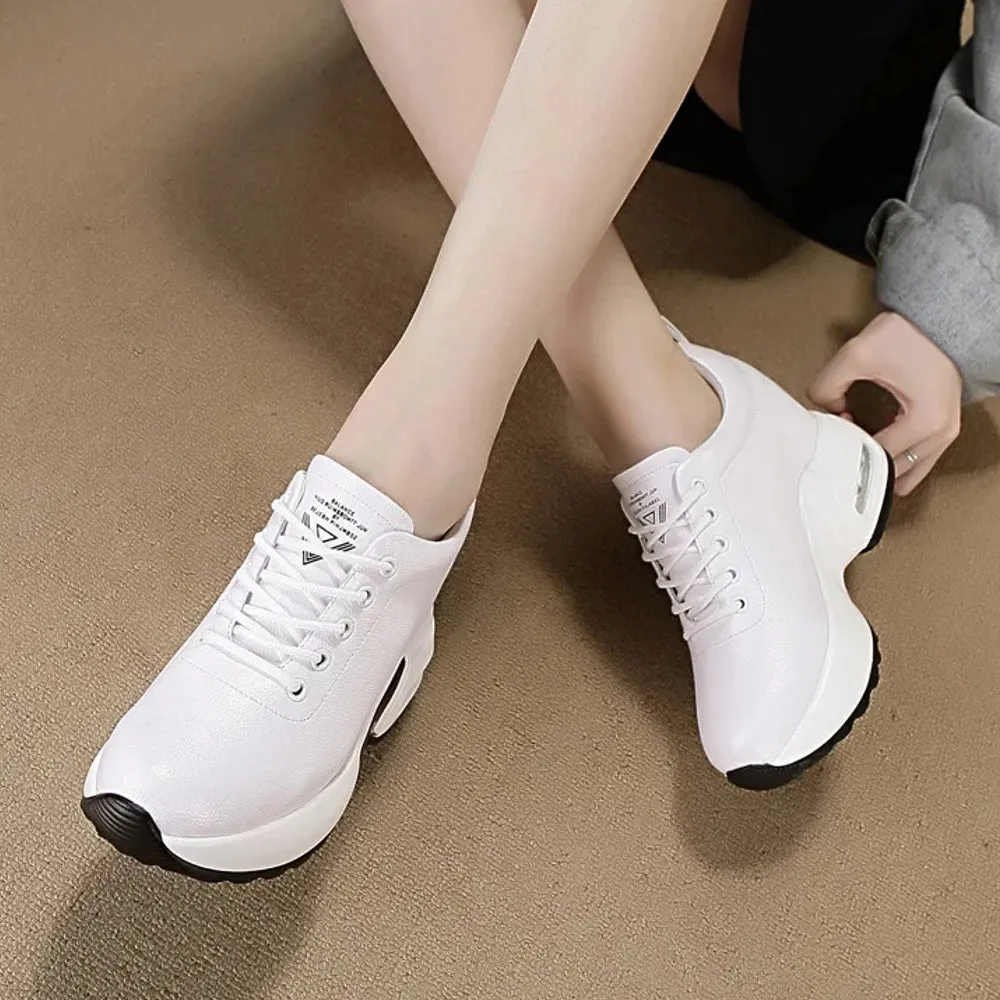 Women's Black White Sneakers Pumps Soft Leather Shoes