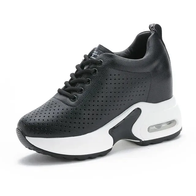 Women's Black White Sneakers Pumps Soft Leather Shoes